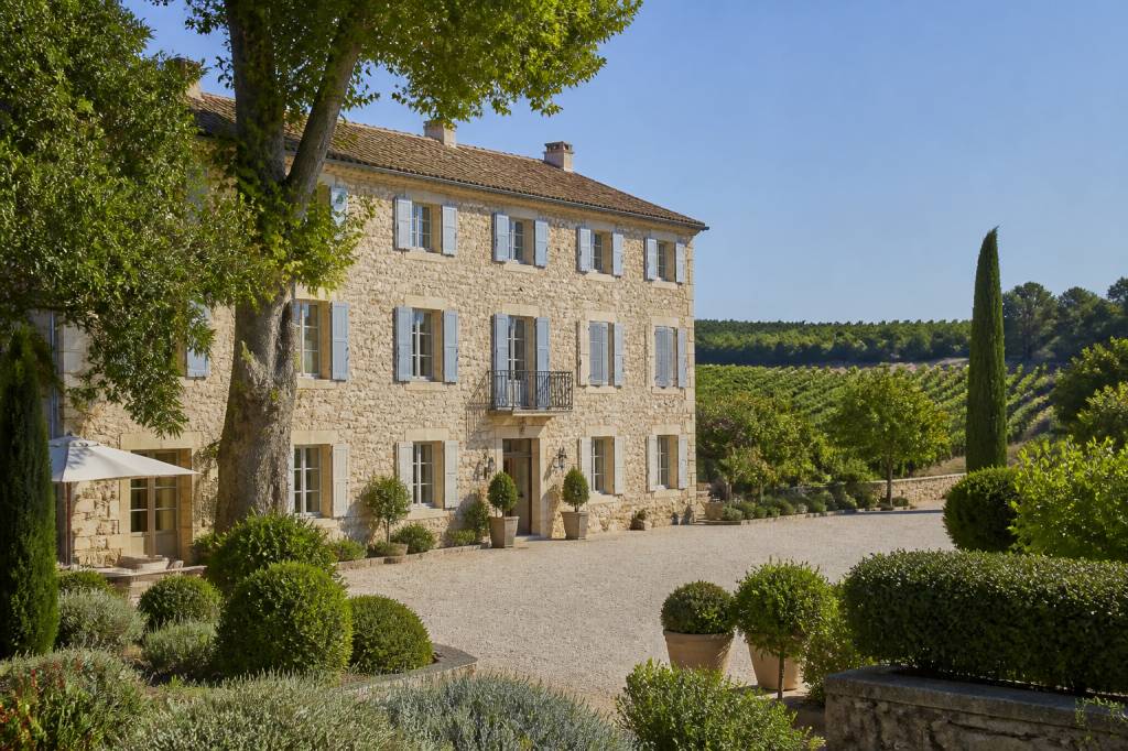 Chateau de l'escarelle : vignoble provençal et art de vivre