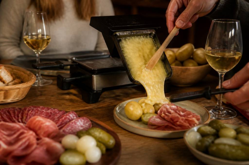 Quel vin avec une raclette fromage charcuterie : les meilleurs accords pour l’hiver