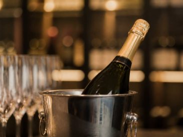 Bonnes marques de champagne : repères pour s’orienter parmi les grandes maisons