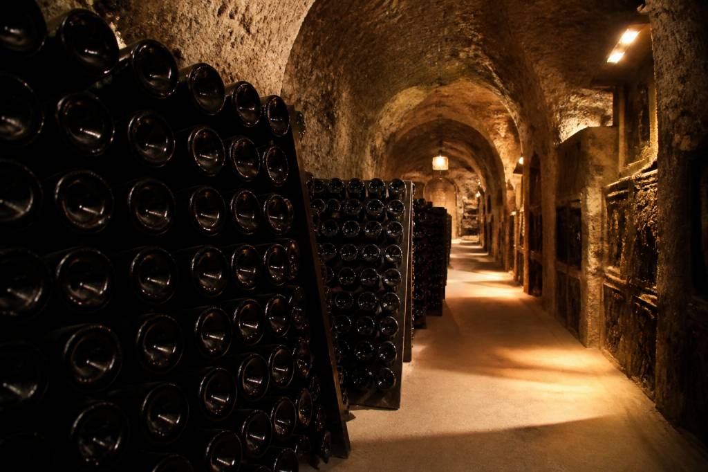 Champagne huguenot tassin : style, terroir et approche de la maison